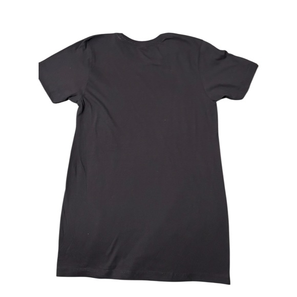 Women’s IT  Chapter two graphic glow in dark t-shirt New - Picture 4 of 6